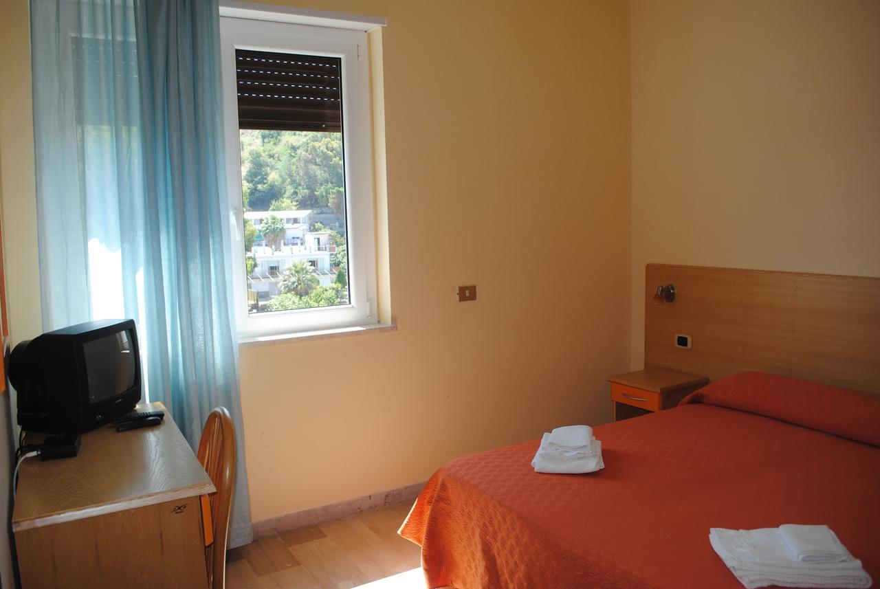 Hotel South Paradise Palmi Exterior photo